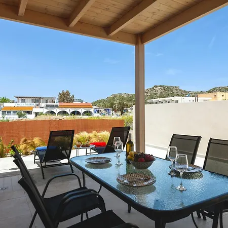 Διαμέρισμα Living Φαληράκι