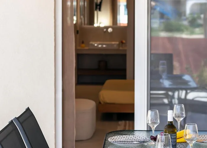 Living Apartman Faliráki