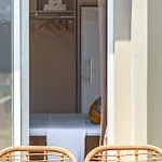 公寓 Living 法里拉基